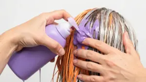 Como Tirar o Alaranjado do Cabelo em Casa com Colorimetria