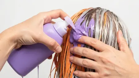 Como Tirar o Alaranjado do Cabelo em Casa com Colorimetria