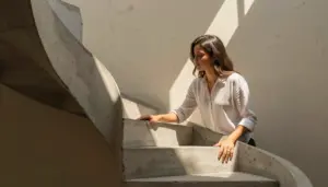 Escada Caracol Concreto: Pré-Moldada ou Sob Medida?