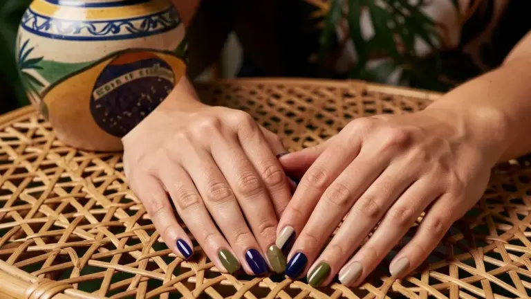 Cores de esmalte : as tendências que vão dominar as unhas