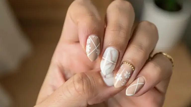 Unhas Decoradas Nudi com Branco: Ideias Elegantes e Fáceis de Fazer